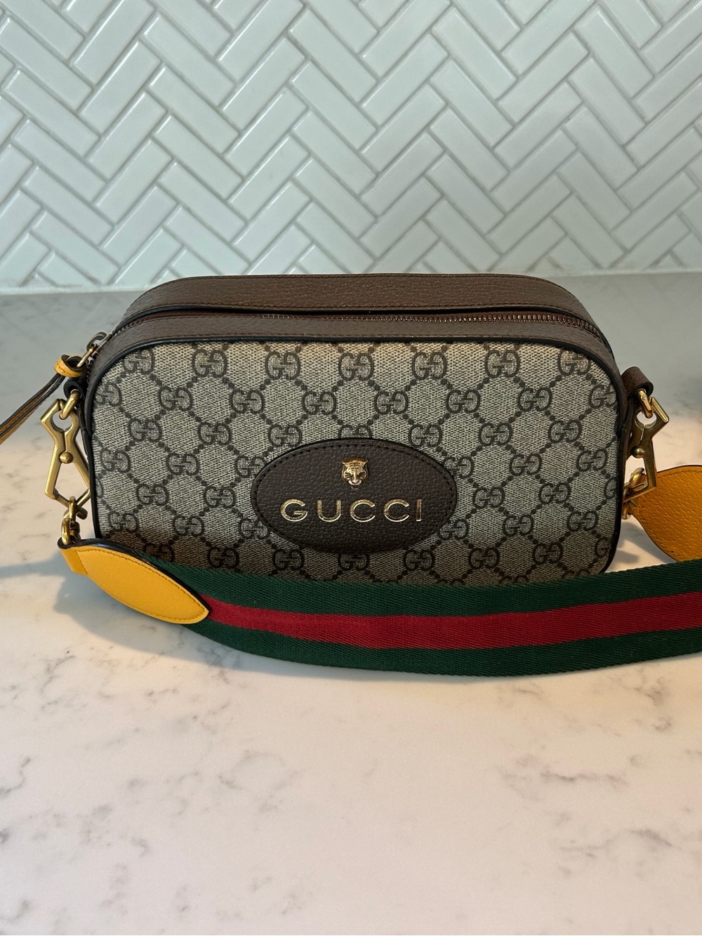 Gucci Vintage Camera Bag Crossbody - Picture 2 of 8